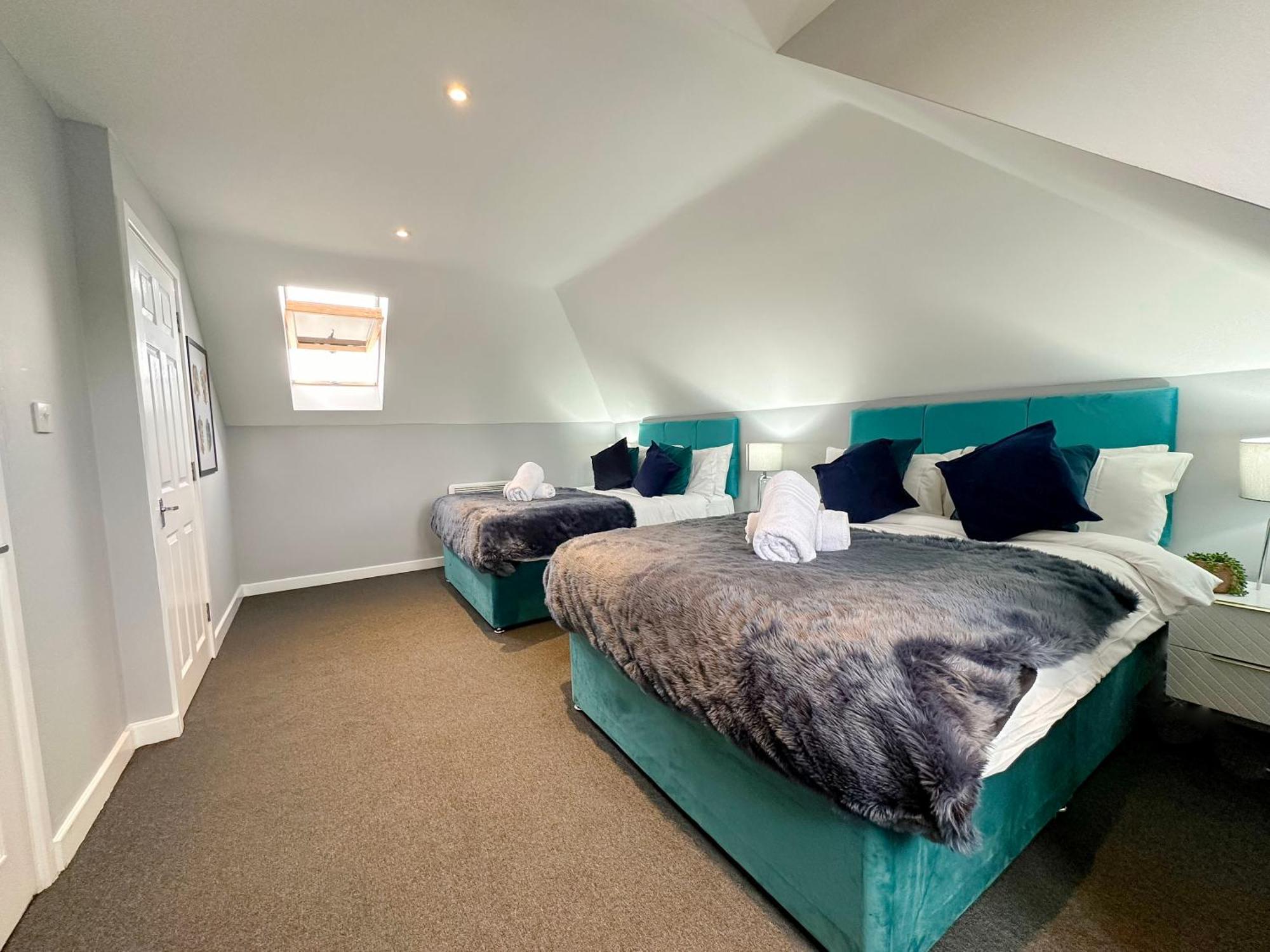 Luxury Boutique Apartments Block Free Street Parking Hounslow Exterior foto