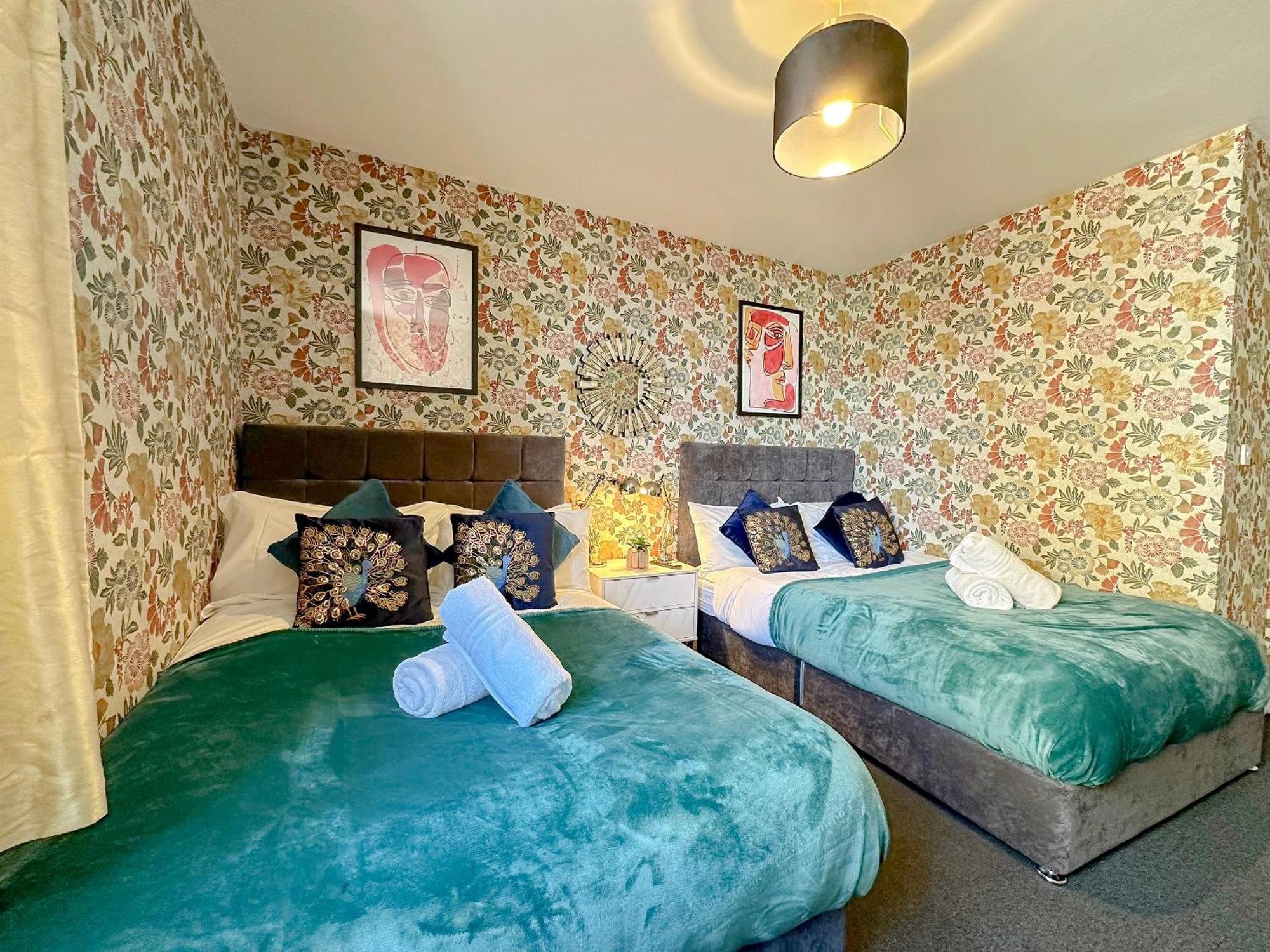 Luxury Boutique Apartments Block Free Street Parking Hounslow Exterior foto