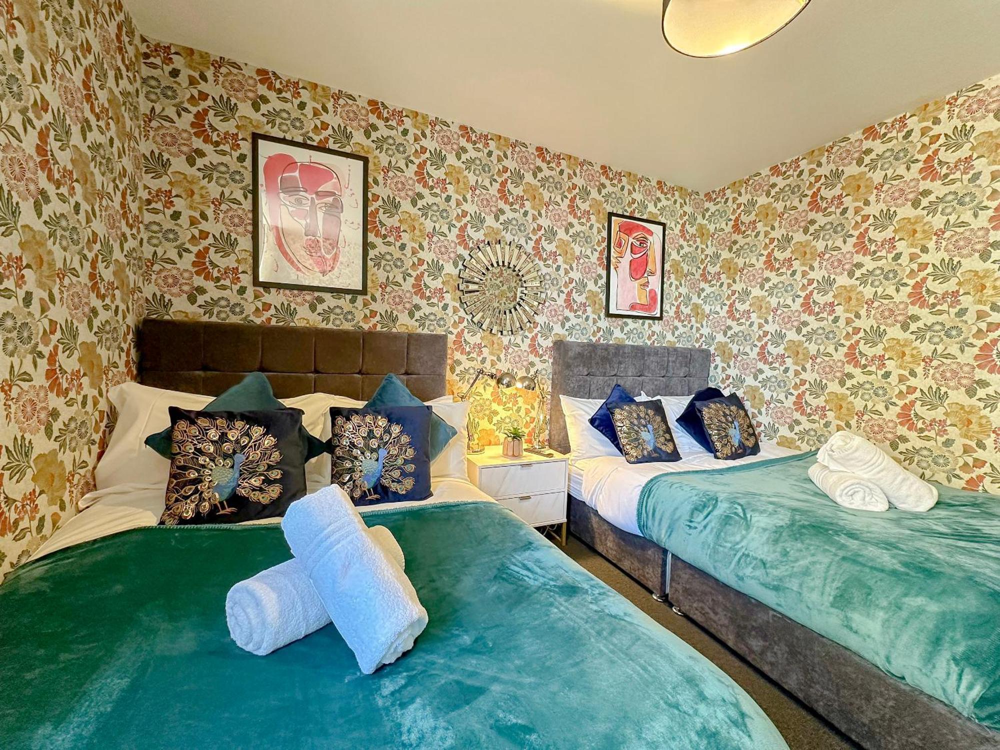 Luxury Boutique Apartments Block Free Street Parking Hounslow Exterior foto